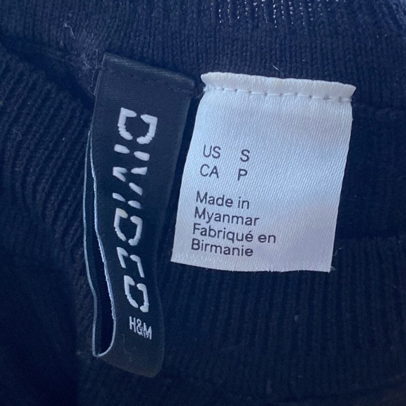 H&M Long Sleeve Ribbed Top - Picture 6 of 6